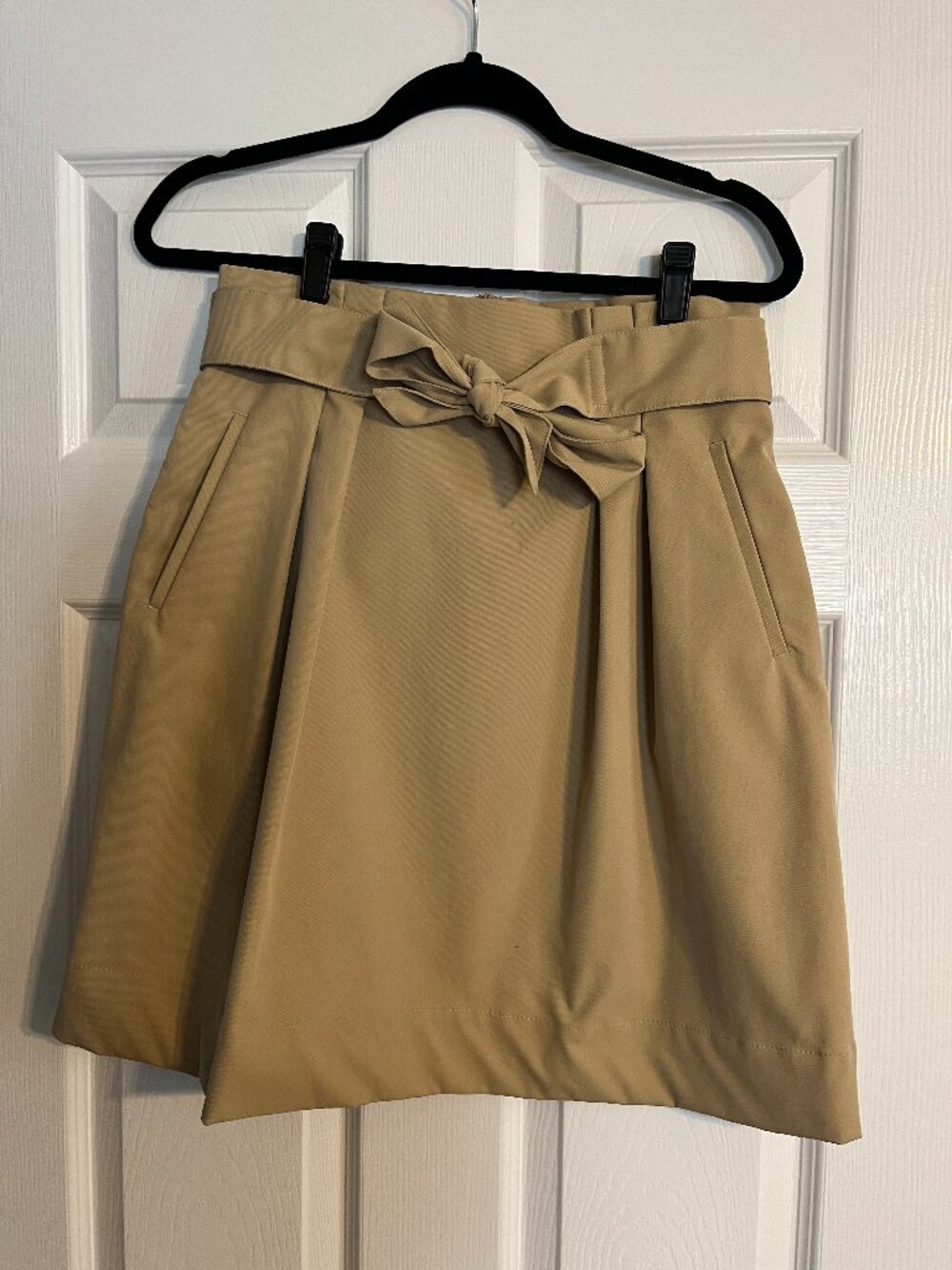 H&M Khaki Mini Skirt with decorative belt and pockets